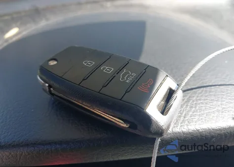 2015 Kia Sorento Lx z USA, uszkodzony, nr VIN 5XYKT3A60FG633394